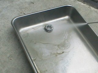 photo:パーツクリーナーで洗う
